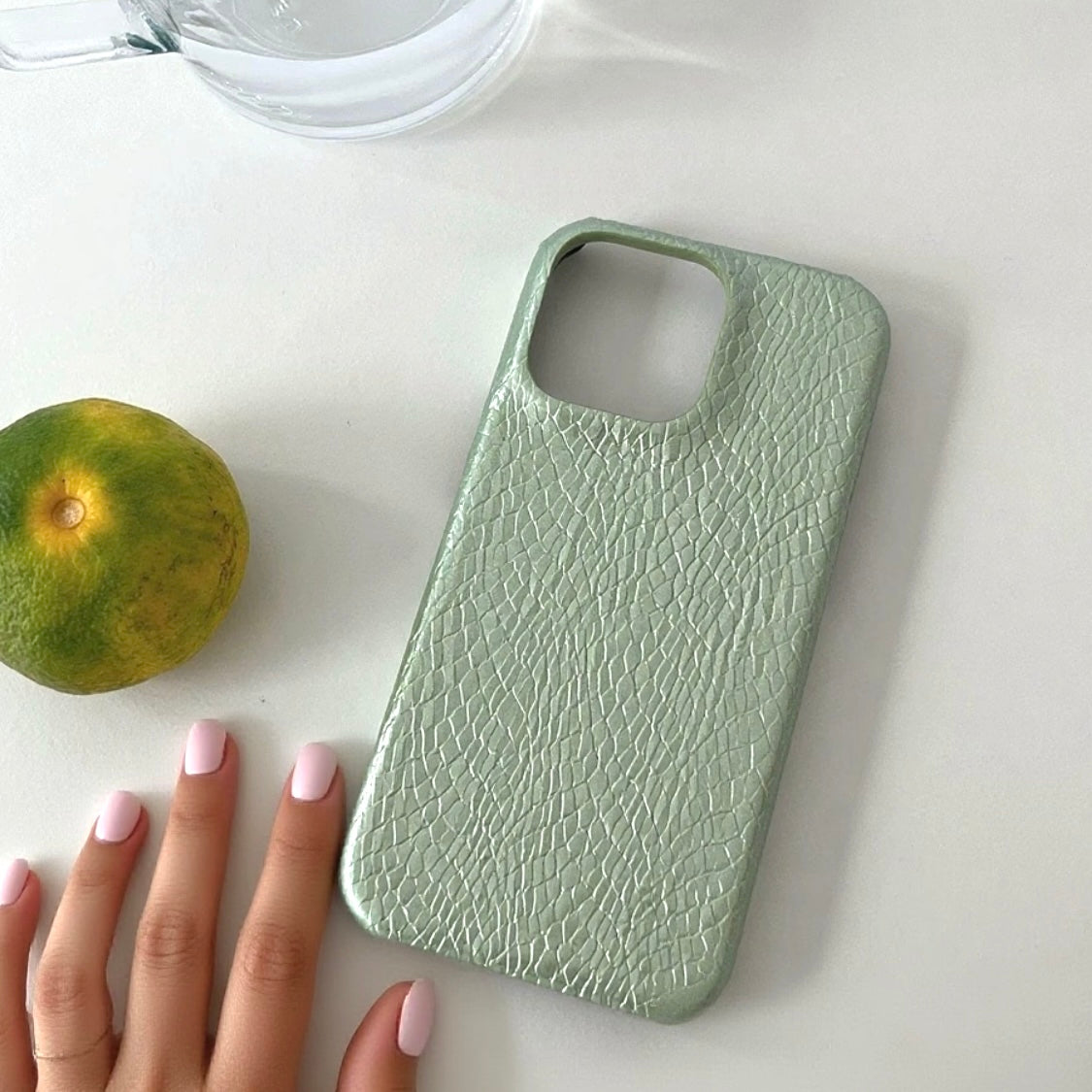 Viral Snake Skin Leather iPhone 17/16/15 Case ,trendy Phone Case, luxury Bling for iPhone 17/16/15 designer Phone Cover