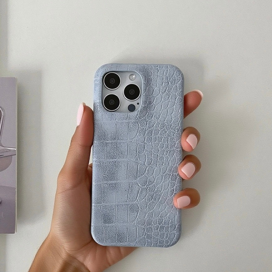 Viral Snake Skin Leather iPhone 17/16/15 Case ,trendy Phone Case, luxury Bling for iPhone 17/16/15 designer Phone Cover