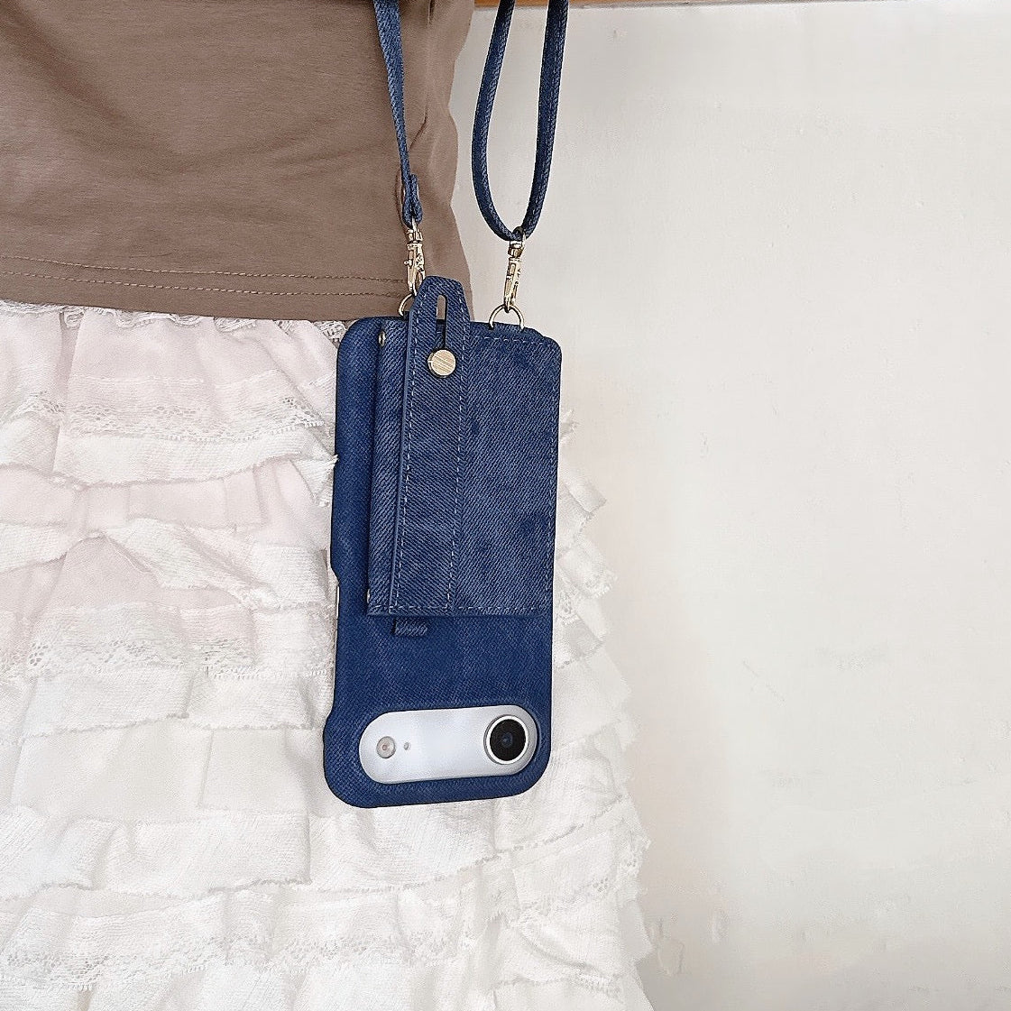 Canvas iPhone 17/16/15 Pro Max Leather Phone Case Wallet with Lanyard, Multi-Card Slots,High Quality Leather